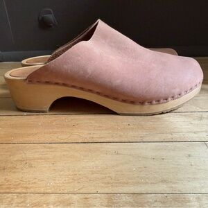 Bryr Worker Clogs in Clay